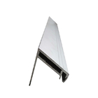 Los perfiles de aluminio grandes del marco del panel solar cubren el montaje superior